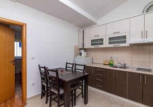 Apartments Janja (30131-A4) - Arbanija (Ciovo)