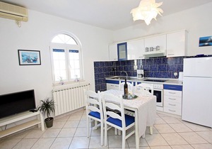 Apartments Mara, (12239), Supetar, Croatia