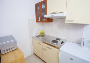 Apartments Marta, (11024), Baška Voda, Croatia