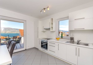 Apartments Mia (77371-A2) - Arbanija (Ciovo)