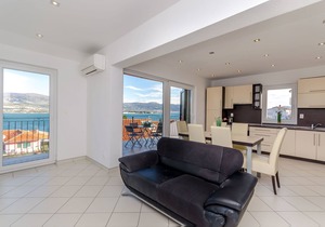 Apartments Mia (77371-A3) - Arbanija (Ciovo)