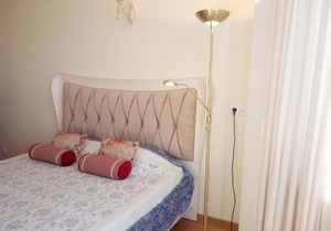 Apartments on ul Vladimirskaya 8