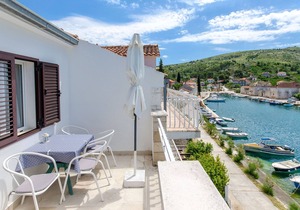 Apartments Seaside (81311-A4) - Bobovisce