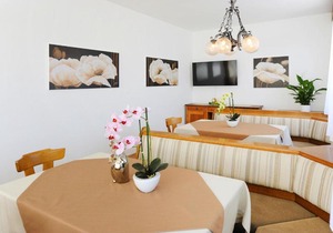Apartments Suvendes Prad am Stilfersjoch - IDO02508-DYB