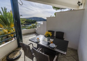 Apartments Uvala