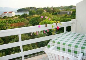 Apartments Vice, (11654), Sućuraj, Croatia