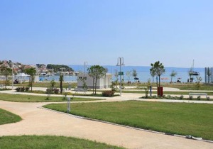 Apartments with a parking space Podstrana, Split - 16032