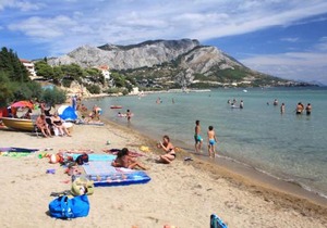 Apartments with parking space Duce, Omis - 9437