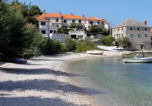 Apartments with parking space Postira, Brac - 19107