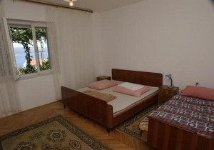 Apartments with parking space Stanici, Omis - 1027