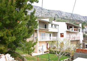Apartments with parking space Stanici, Omis - 11421