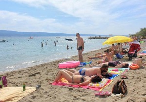 Apartments with parking space Duce, Omis - 7532