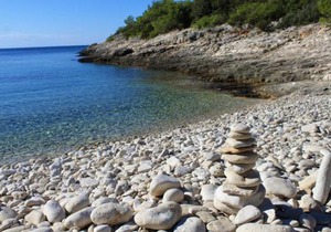 Apartments with parking space Rukavac, Vis - 8897