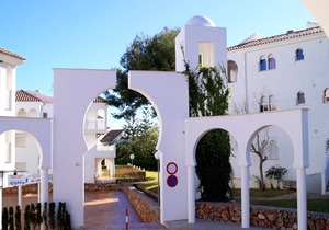 APCOSTAS - Complejo Al Andalus / 2 people + 1 children 0 to 6 years old HB