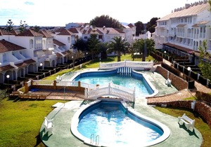 APCOSTAS - Complejo Al Andalus / 2 people + 1 children 0 to 6 years old HB