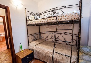 Appartamento Ermes B, fully refundable with voucher*: A welcoming apartment situated at a short distance from the beach, with Free WI-FI.