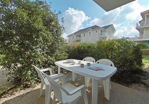 Appartement moderne 2P, 4 couchages, terrasse, proche plage et centre, parking, St Gilles Croix de Vie - FR-1-224-217