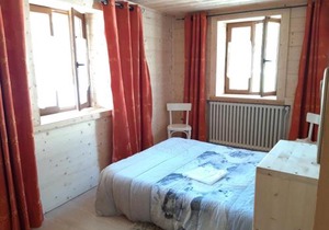 Appartement 2* au 1er étage d'une maison traditionnelle, central, près des pistes et commerces - FR-1-618-6