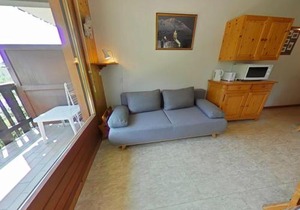 Appartement 2 Pièces Cabine avec Balcon Sud - Proche Pistes et Commerces - FR-1-241-188