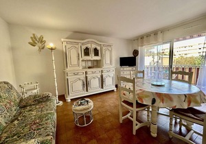 Appartement 2 pièces avec piscine, parking et terrasse près de la plage - 4 couchages à Sainte-Maxime - FR-1-226-448