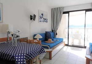 Appartement 2 pièces proche plage avec vue mer, clim, Wifi et piscines - FR-1-609-21