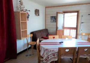 Appartement 2* spacieux en centre-village, proche commerces et pistes, idéal pour 5 personnes - FR-1-618-5