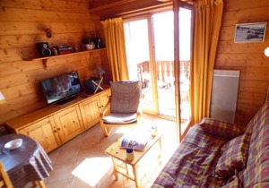 Appartement 5 pièces, skis aux pieds, près des Saisies - 9 personnes, balcon, parking inclus - FR-1-594-216