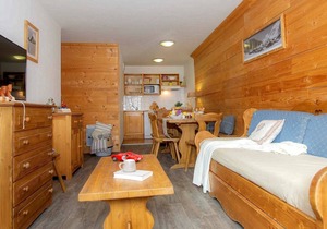 Appartement au centre de la station, Casiers à ski