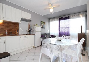 Appartement Balaruc-les-Bains, 1 pièce, 4 personnes - FR-1-553-63
