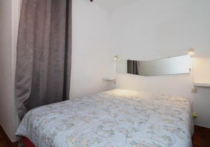 Appartement Balaruc-les-Bains, 1 pièce, 4 personnes - FR-1-553-70