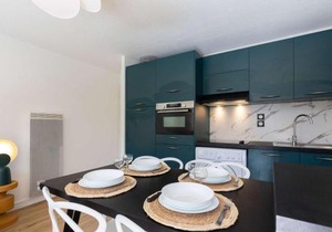 Appartement calme avec jardin/terrasse, à 5 min du centre, 6 pers, parking privé, navette gratuite. - FR-1-296-159