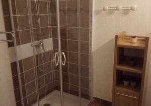 Appartement confortable, 300m des pistes et commerces, balcon sud, parking, animaux acceptés - FR-1-618-14