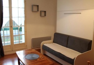 Appartement Confortable Proche des Thermes avec Balcon et Wifi - FR-1-541-53
