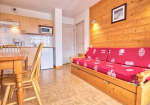 Appartement cosy avec piscine, au pied des pistes, parfait pour 4 personnes - FR-1-505-112