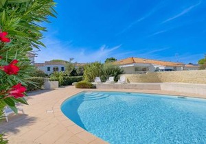 Appartement dans résidence avec piscine