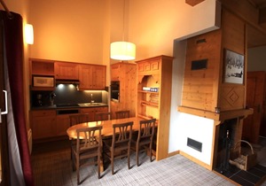 Appartement 3 Pièces Avec Cheminée, ski aux Pieds, Dans Résidence 5