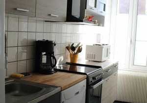 Appartement Historique au Centre de Toul, Proche Cathédrale, Tous Services Inclus - FR-1-584-74