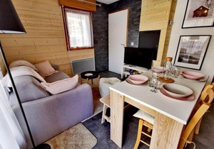 Appartement lumineux rénové, 35 m², proche pistes et centre, 4 pers, terrasse et garage, Les Gets - FR-1-598-38