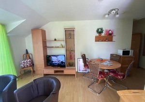 Appartement mit Tiefgaragenstellplatz und kostenfreiem Eintritt ins AQACUR