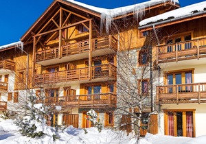 Appartement près des pistes! Piscine + Sauna
