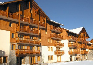 Appartement près des pistes! Piscine + Sauna