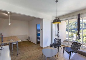 Appartement rénové 8 pers, terrasse, ski, wifi - FR-1-400-106