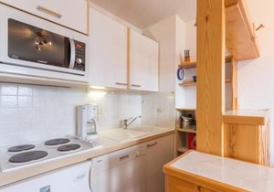 Appartement rénové, centre station, balcon, coin montagne, proche pistes et commerces - FR-1-275-158