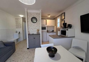 Appartement RDC 2 pièces proche plage avec terrasses et parking - FR-1-326-575