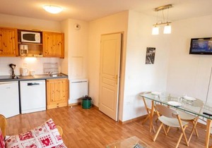 Appartement spacieux 4 pers au pied des pistes, proche télécabine à Modane - FR-1-468-49