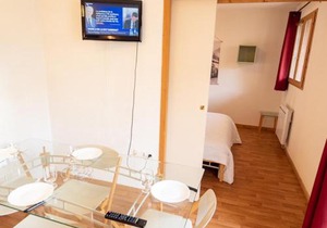 Appartement spacieux 4 pers au pied des pistes, proche télécabine à Modane - FR-1-468-49