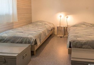 Appartement T3 avec balcon proche commodités, parking inclus - FR-1-349-198