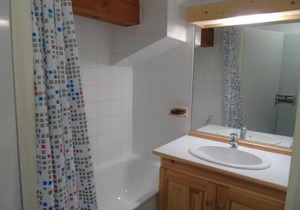 Appartement Valfréjus 8 pers, cuisine équipée, 2 sdb, animaux admis - FR-1-561-27