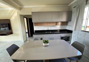 Aprecie Mariscal Nesta Hospedagem a 150 M do Mar - V4