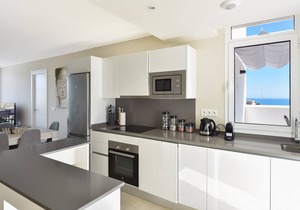 Apt at 5 min drive from La Cala de Mijas beach, electric barbecue on terrace.